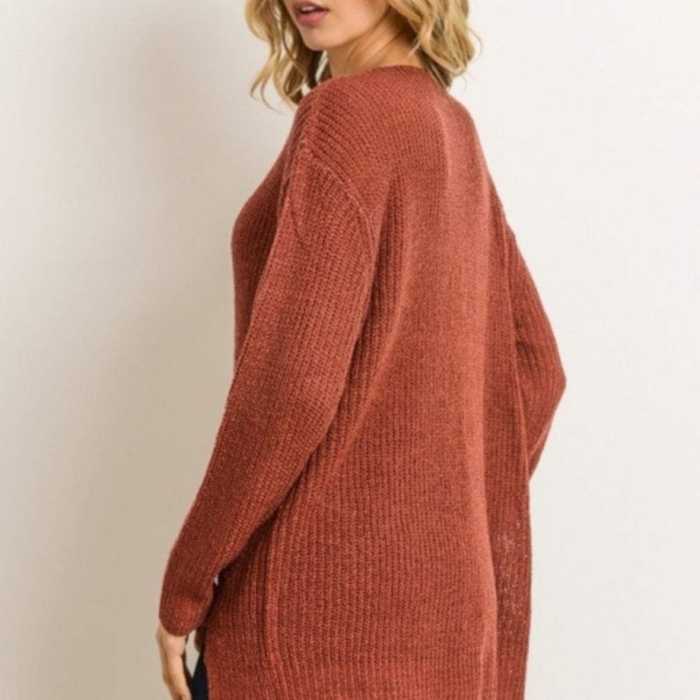 GILLI Burnt Orange Rust Hi Lo V Neck Sweater NWT - Picture 6 of 7